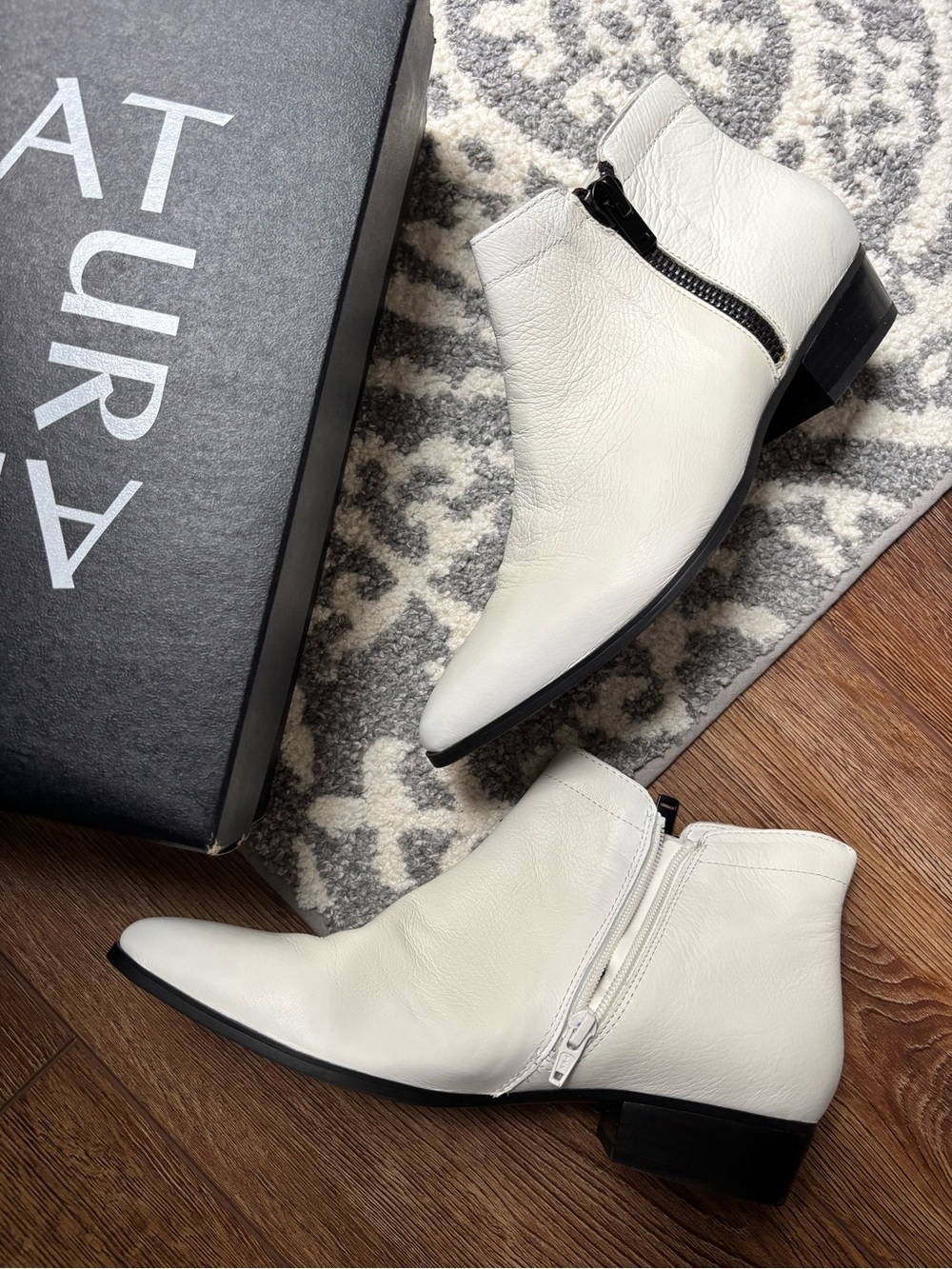 Naturalizer Blair White Leather Ankle Booties with Side Zippers